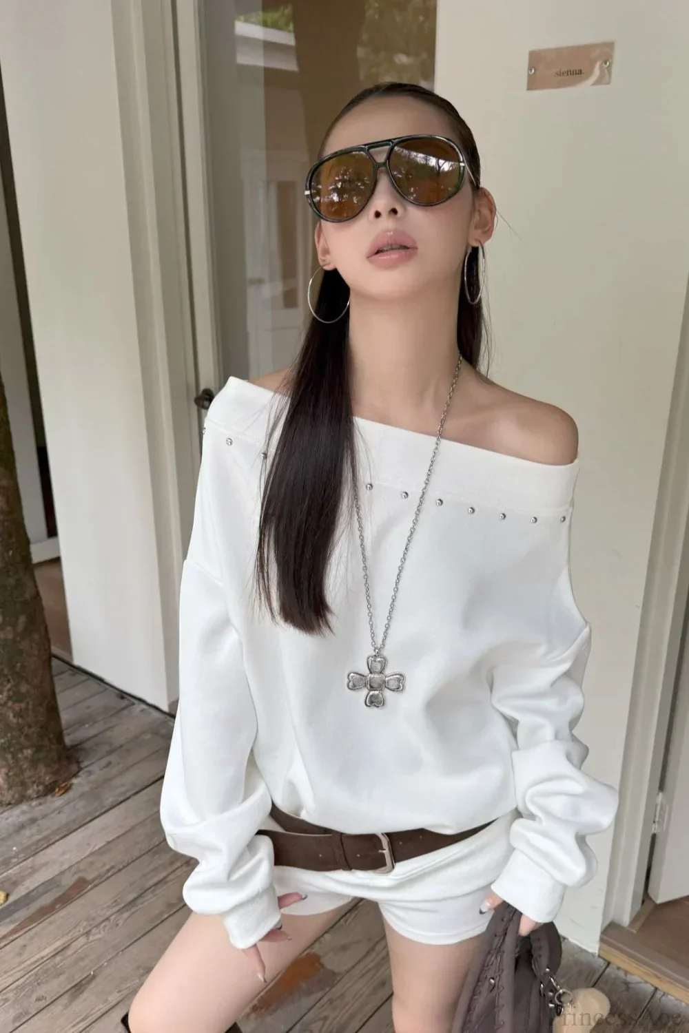 Asym Off-Shoulder Rivet Loose Sweatshirt - Image 7