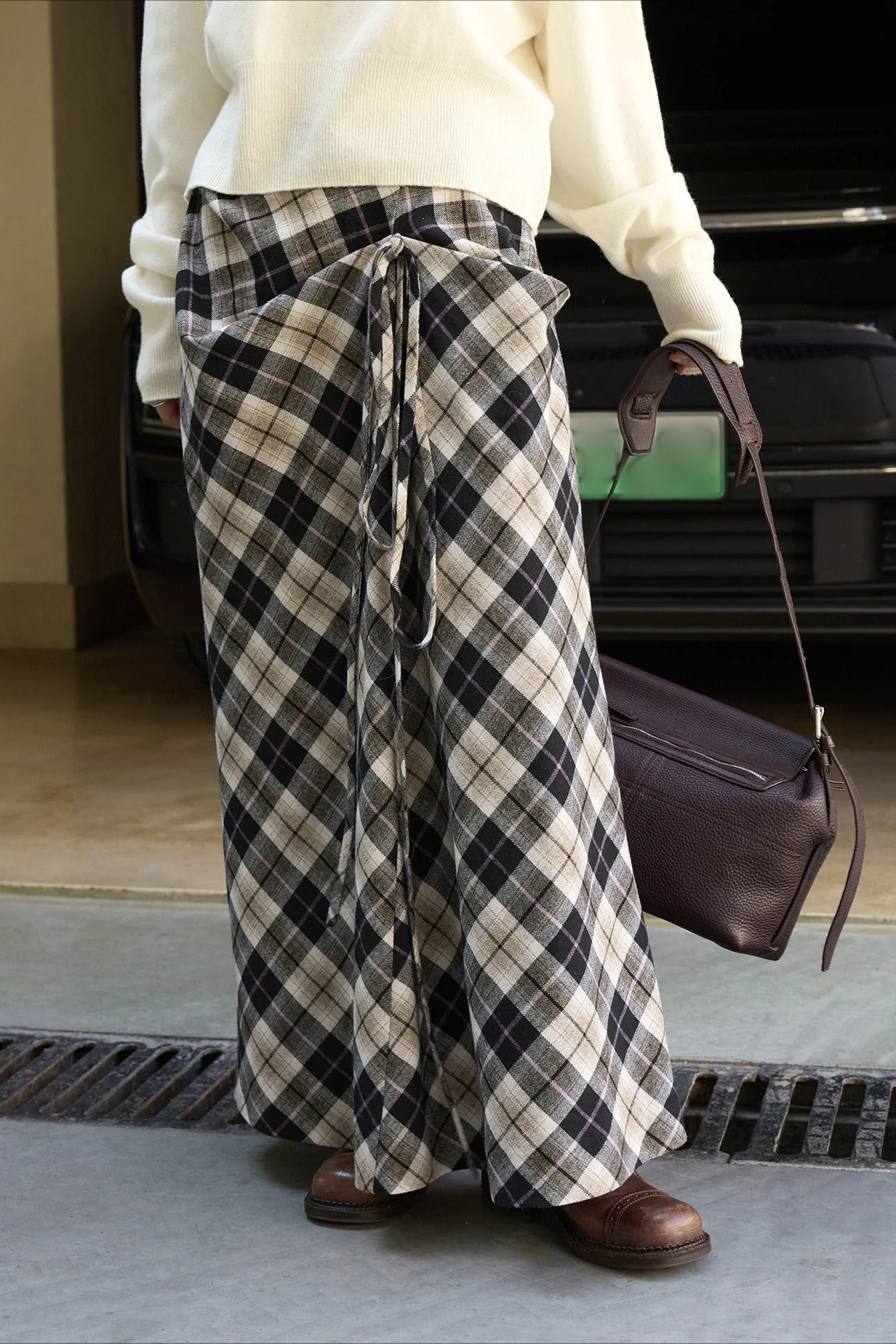 Asymmetric Color Block Plaid Midi Skirt - Image 5