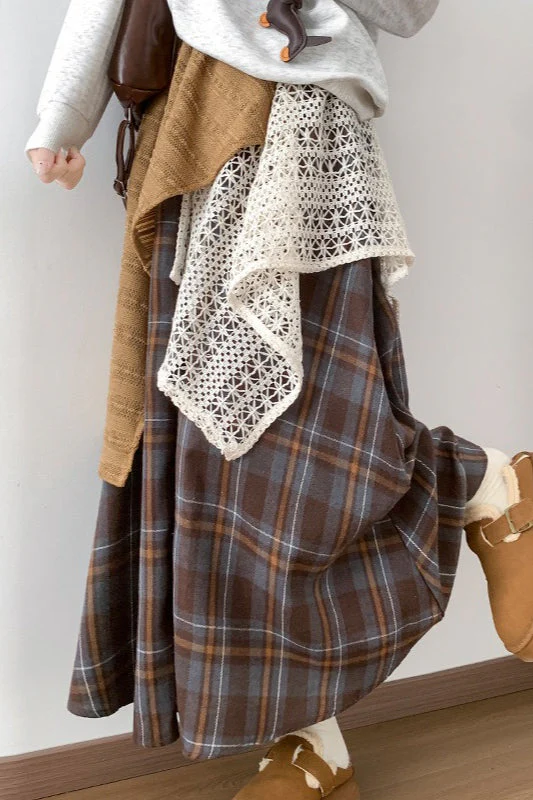 Asymmetric Lace Panel Plaid Skirt - Image 3