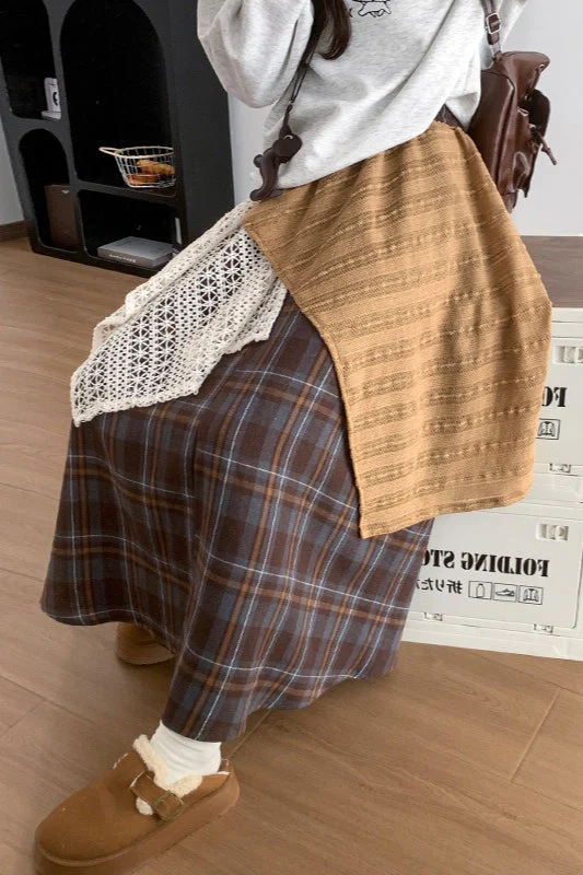 Asymmetric Lace Panel Plaid Skirt - Image 4