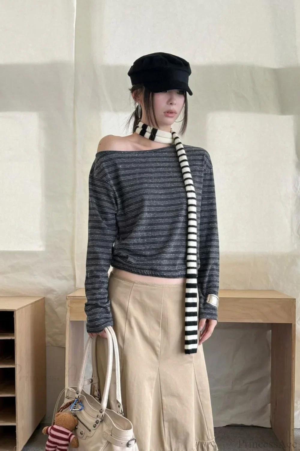 Asymmetric Shoulder Striped Color Block Reversible Long Sleeve Tee - Image 5