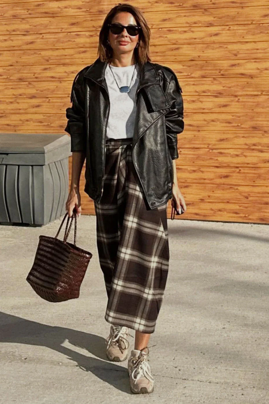 Asymmetric Straight Plaid Skirt - Image 11