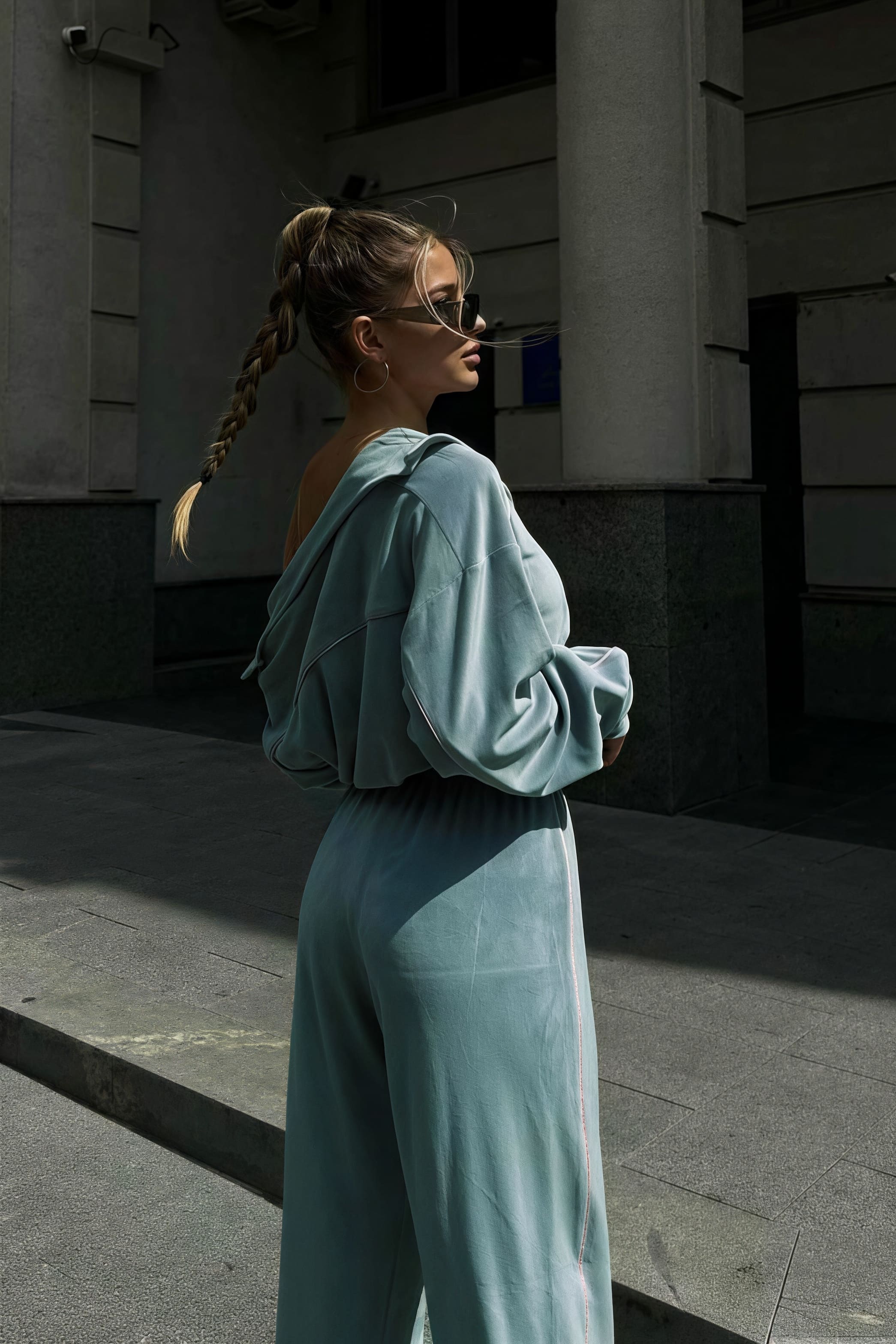 Athletic Velvet Collar Zipper Long Sleeve Two Piece Set - Image 8