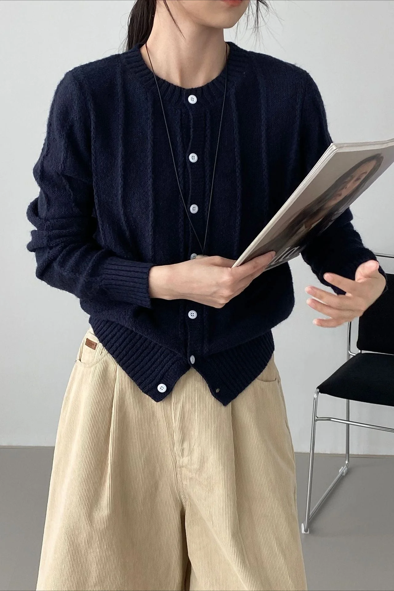 Atmospheric Wool Knit Cardigan - Image 13