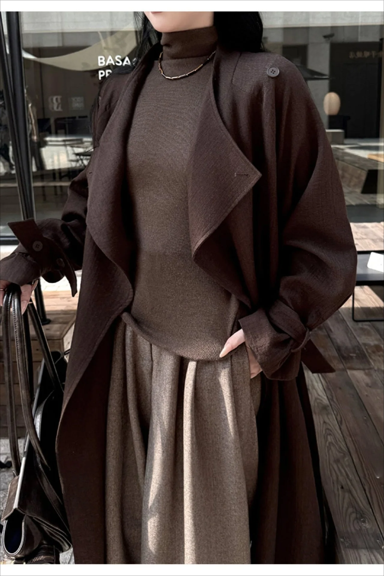Autumn Women's Lightweight Long Overcoat - Image 3