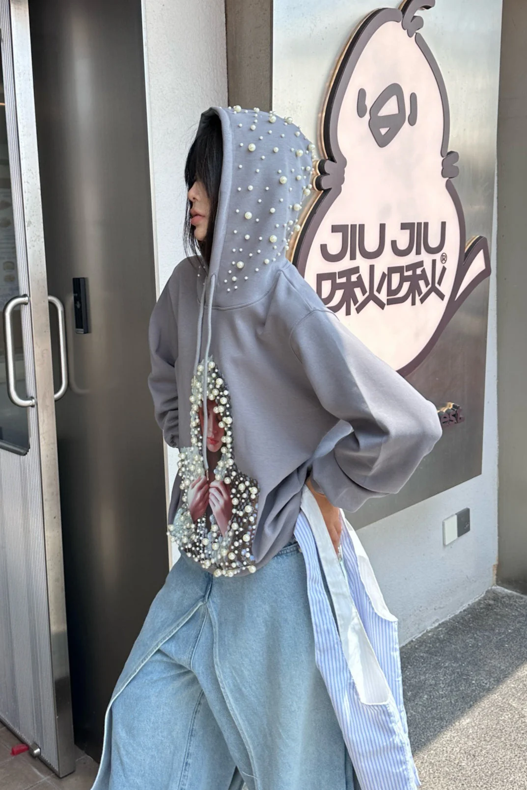 Beaded Graphic Print Edgy Streetwear Hooded Oversized Hoodie - Image 2