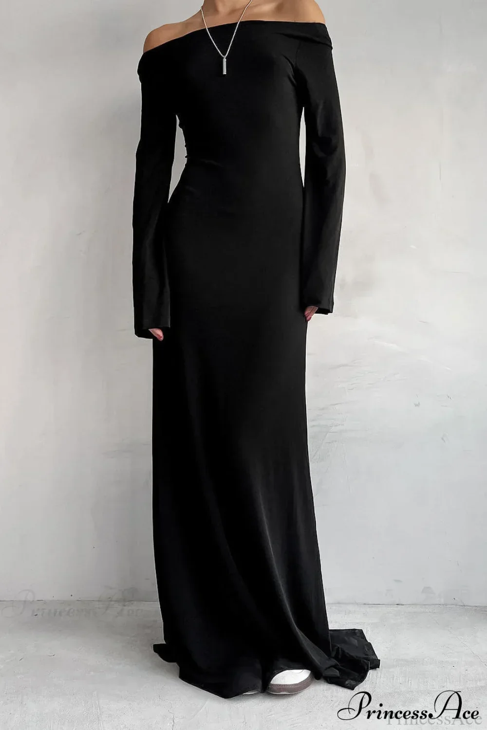Black Sleek Knit Bodycon Maxi Dress - Image 5