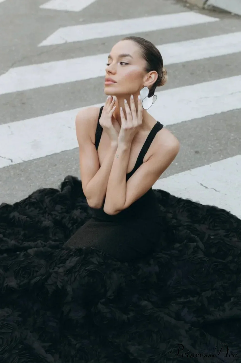 Black Sparkle Silver Thread Rose Hem Party Dress - Image 5
