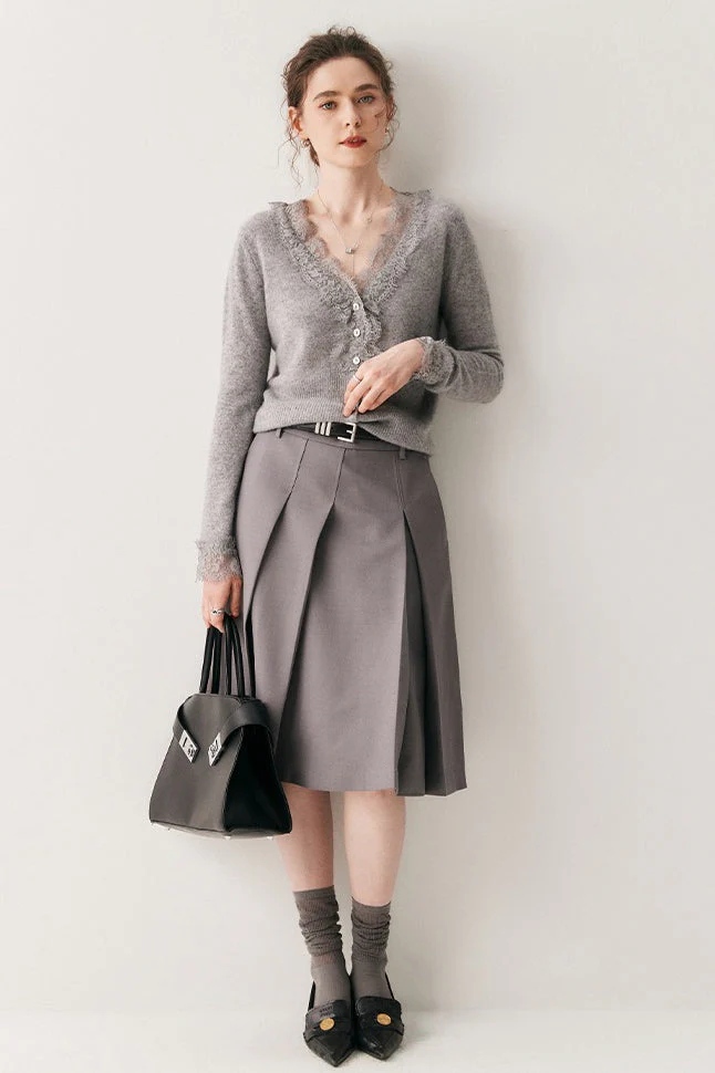 Cashmere Lace-Trimmed V-Neck Knit Cardigan - Image 13