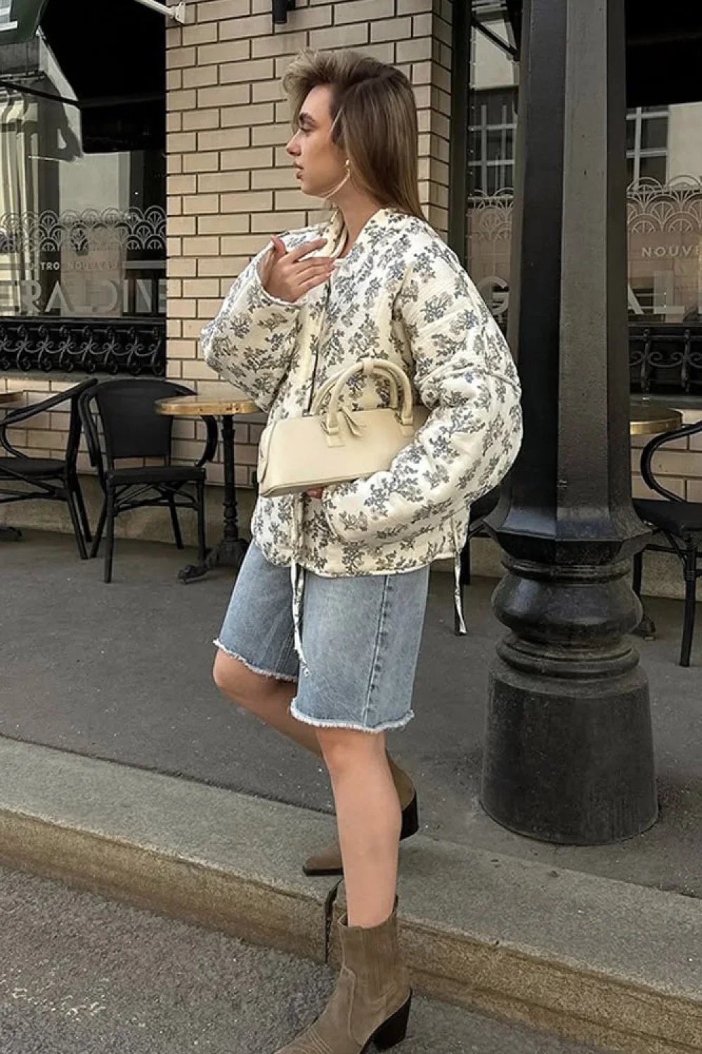 Casual Versatile Printed V-Neck Drawstring Padded Coat - Image 4