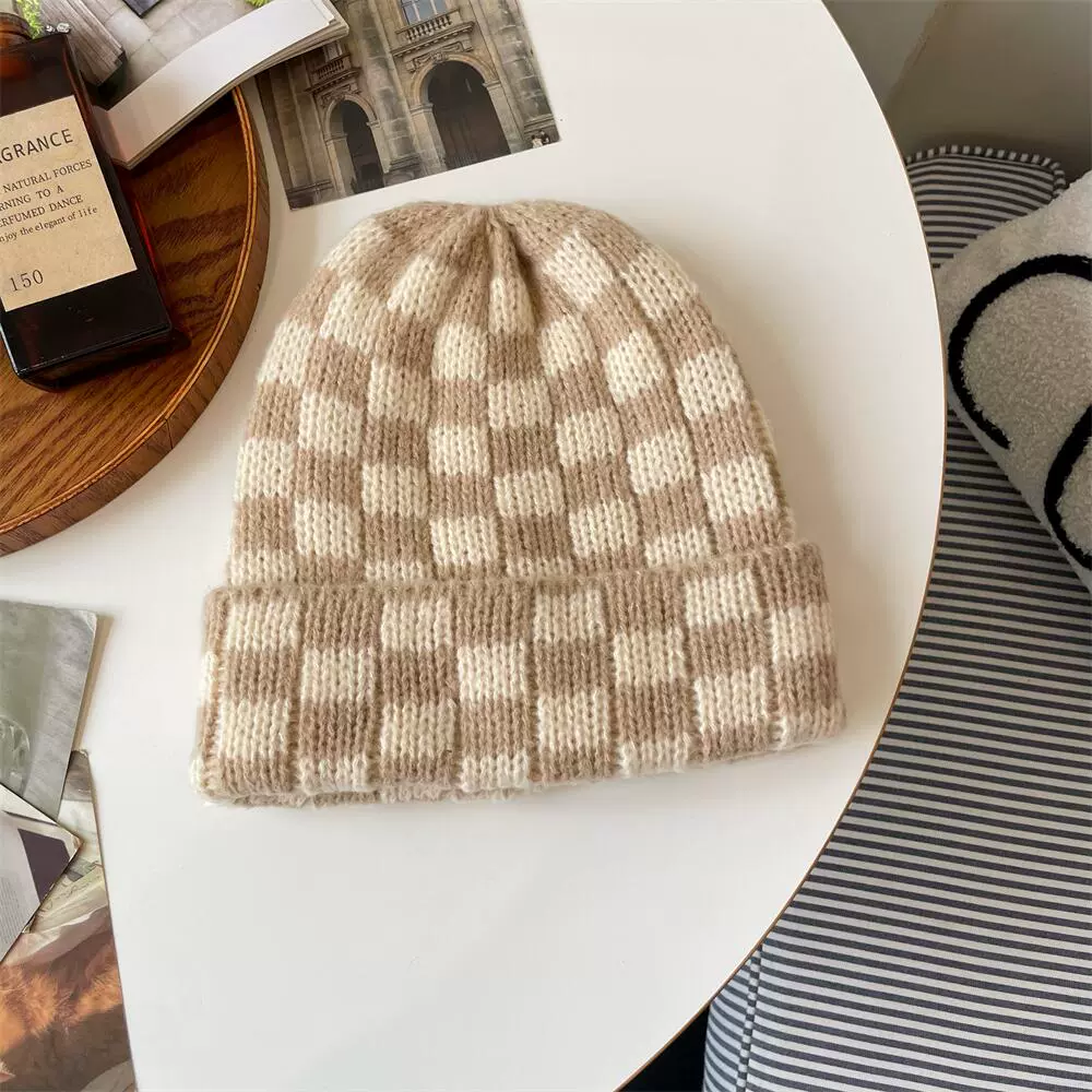 Checkered Knit Hat - Image 9