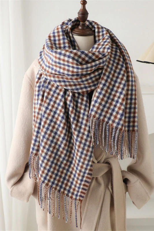 Checkered Thermal Shawl Scarf - Image 4