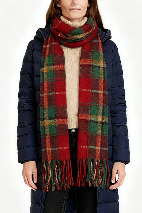 Checkered Warm Scarf - Image 3