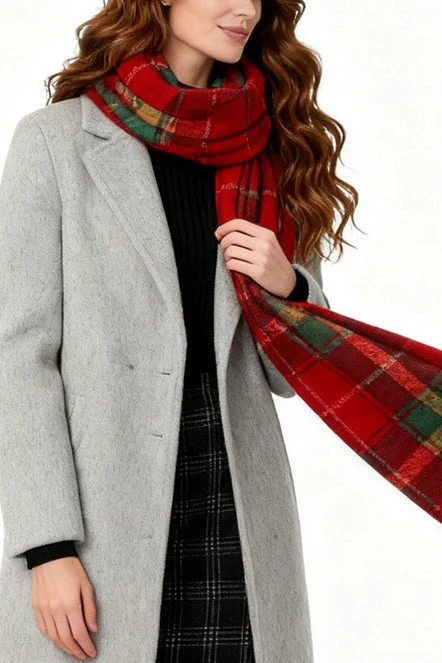 Checkered Warm Scarf - Image 5