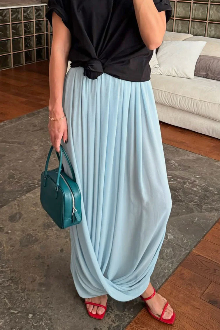 Chic Chiffon Flowing Maxi Skirt - Image 2