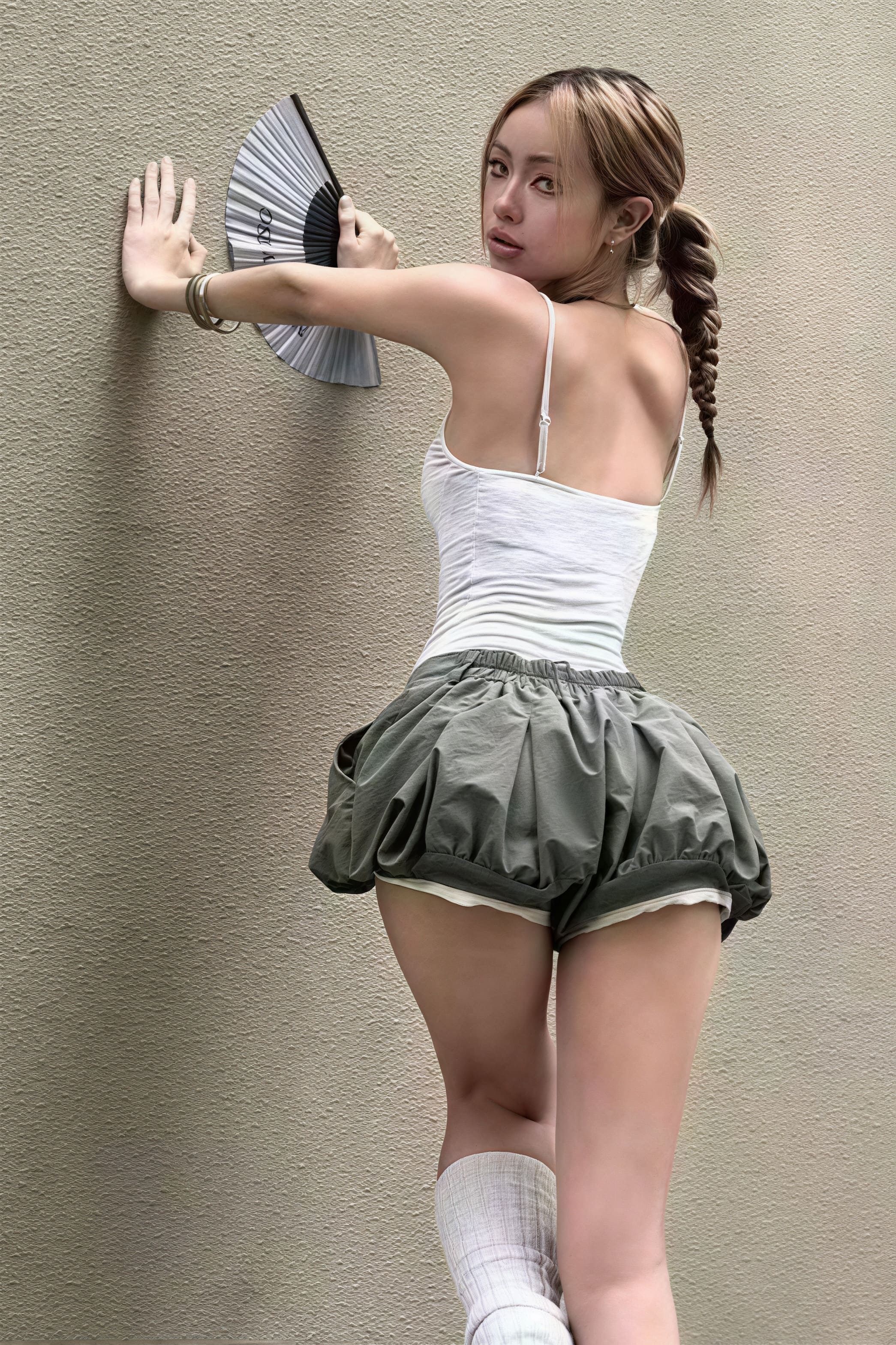 Chic Elegant Low Waist Tulip Hem Shorts - Image 4