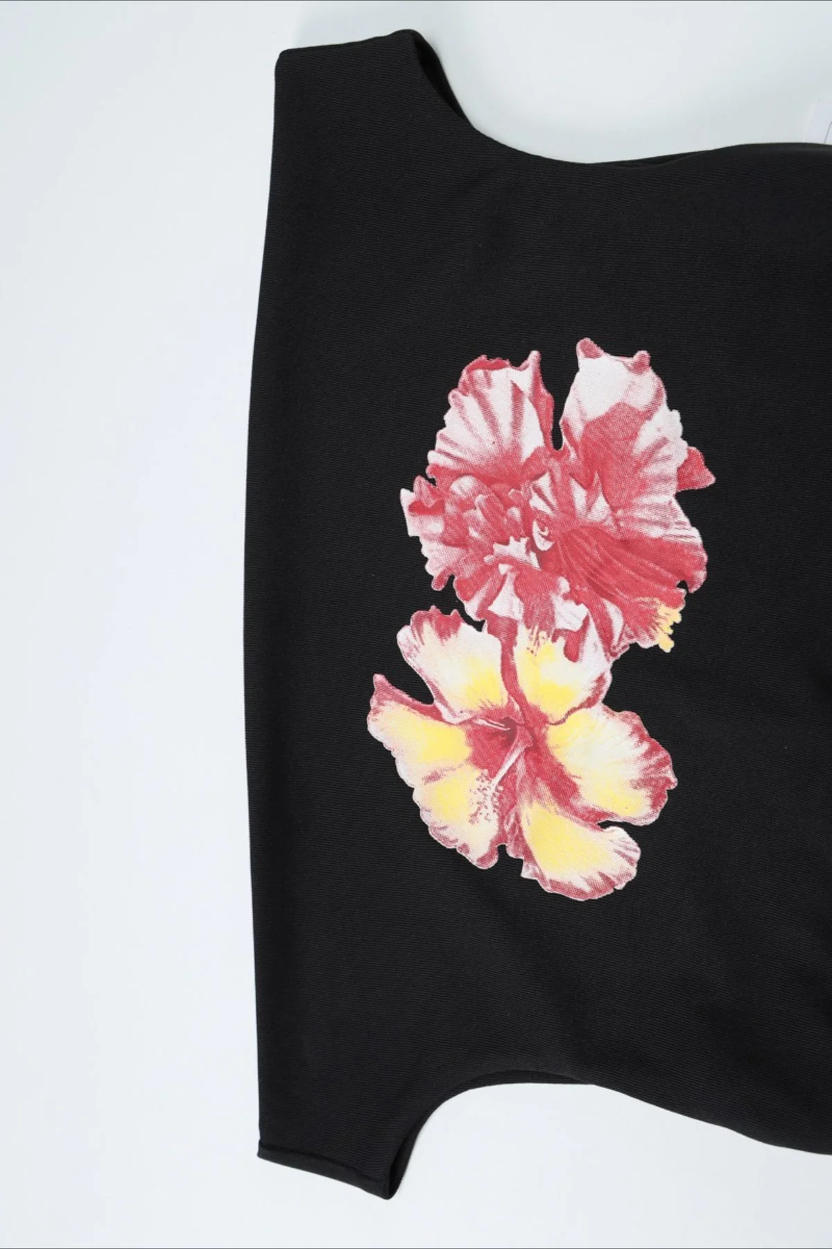 Chic Off Shoulder Floral Print Crop T-shirt - Image 5