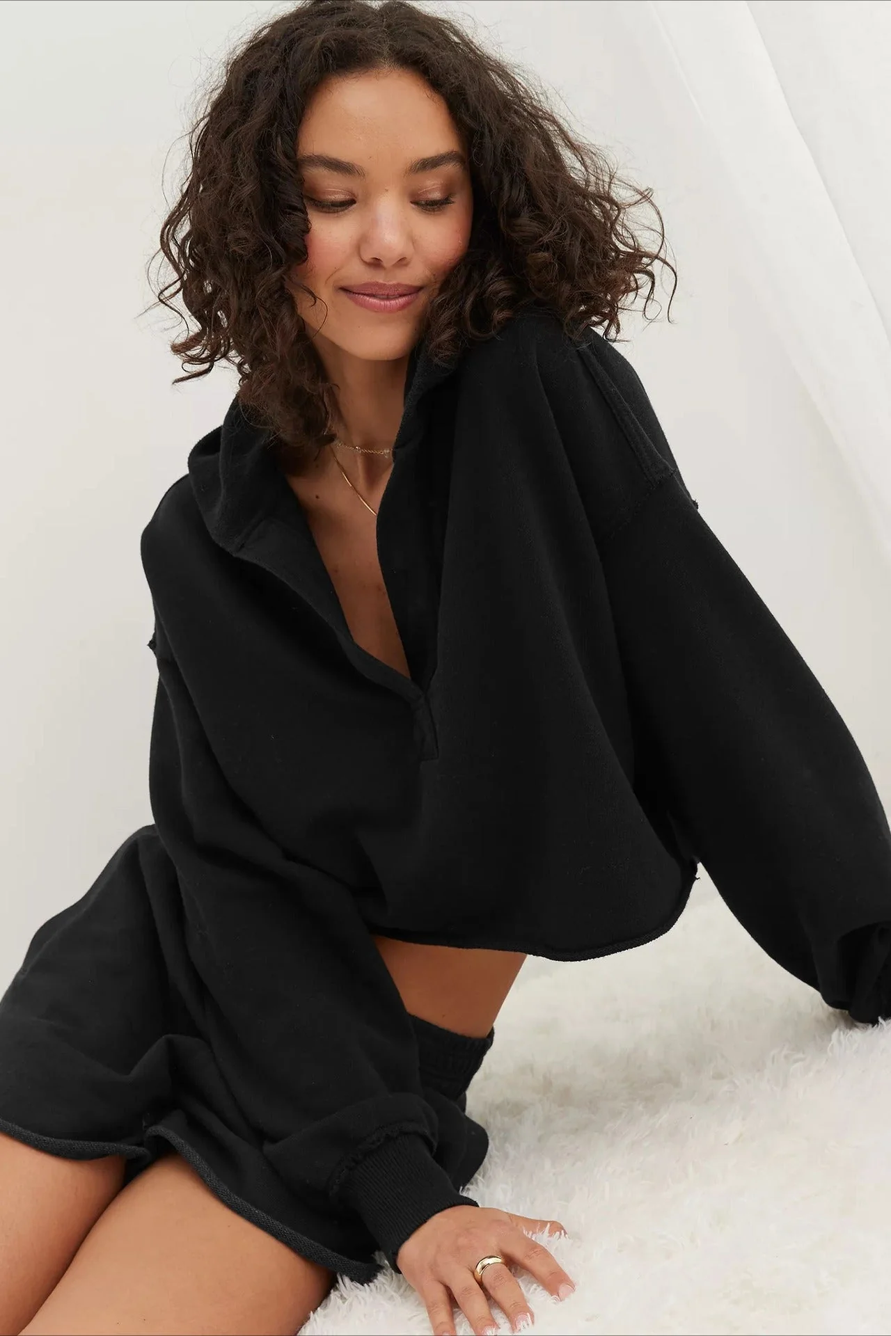 Chic Relaxed Solid V-Neck Hoodie - Image 16