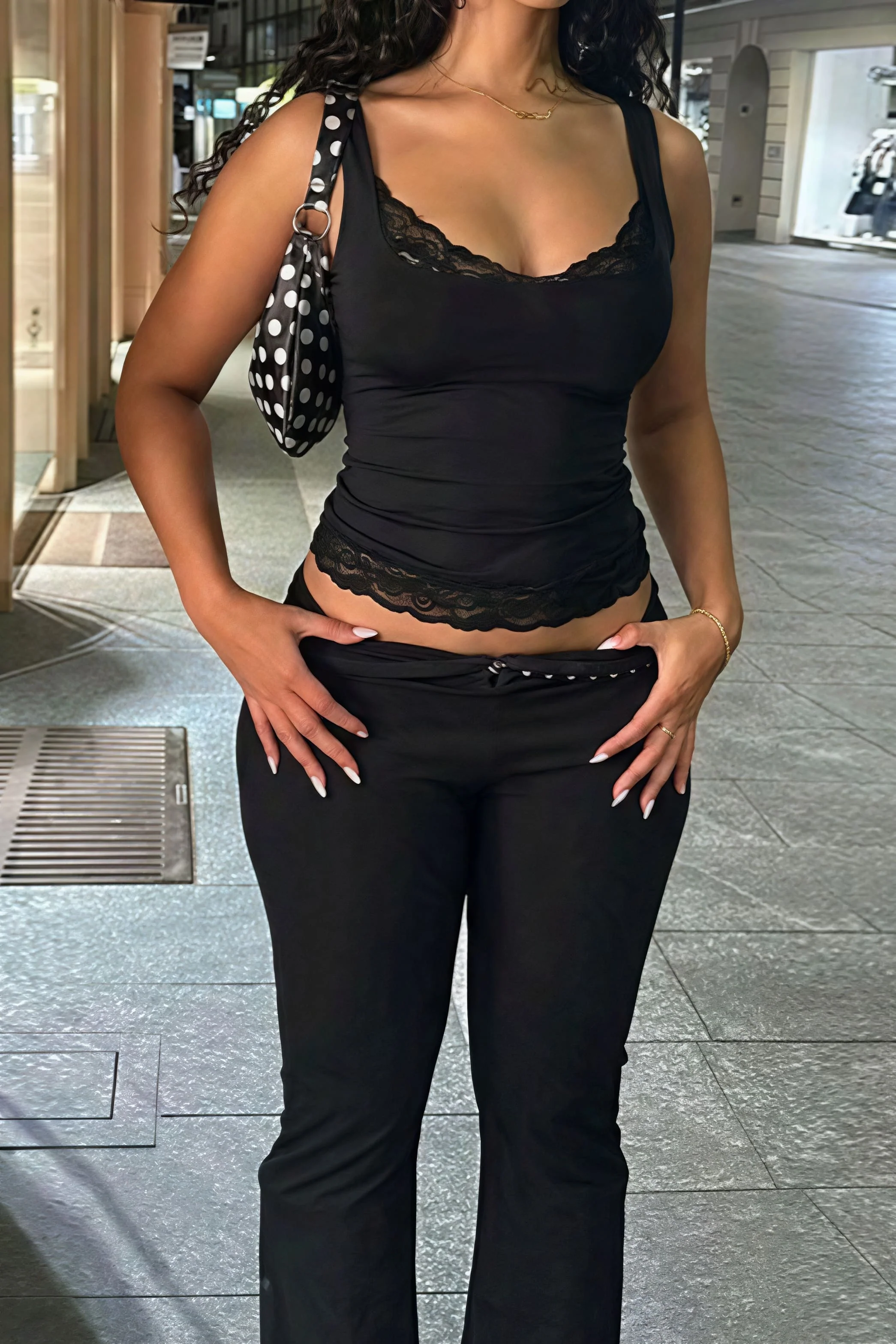 Chic Sexy Solid Lace Trim Cami Top - Image 5