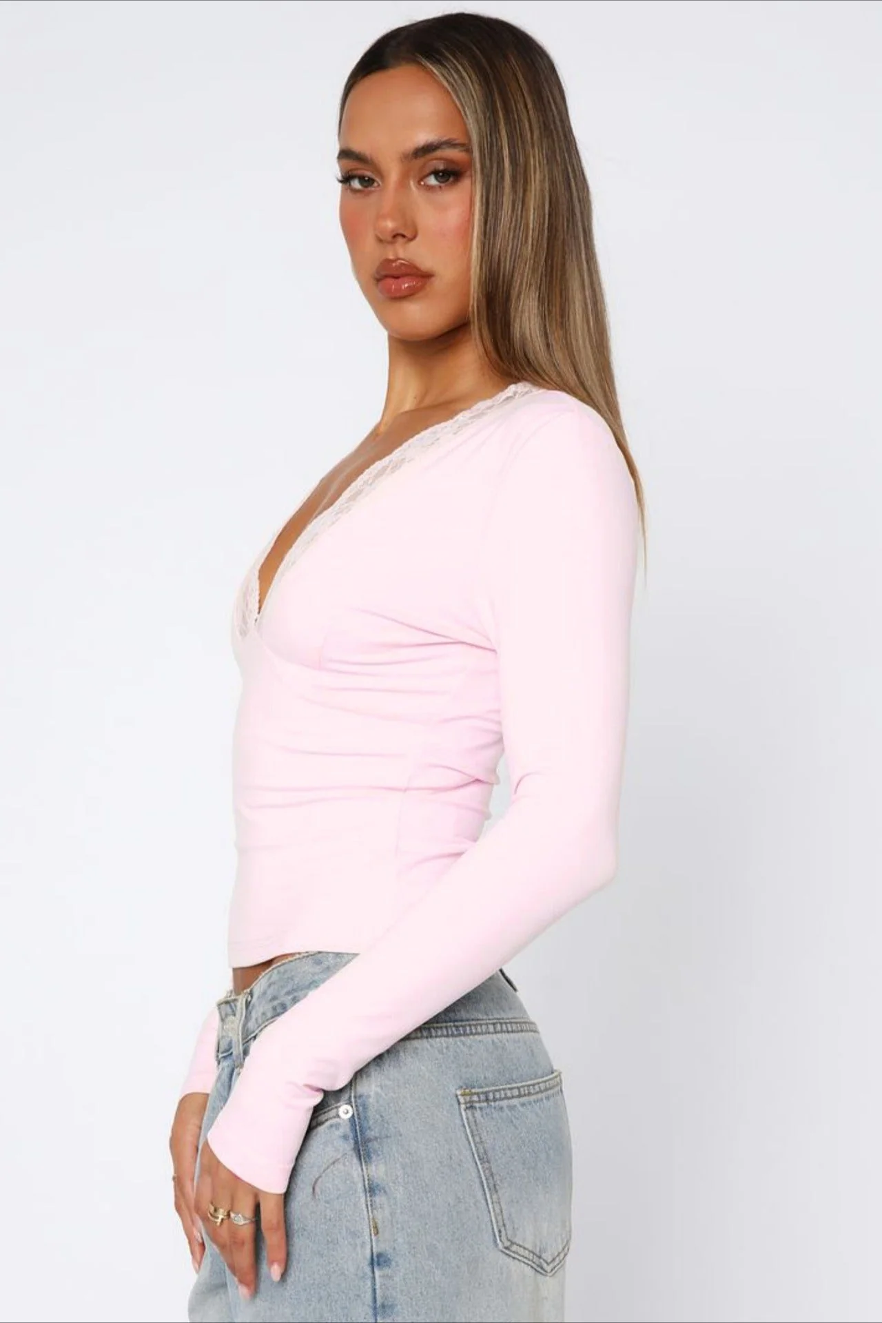 Chic Solid V Neck Lace Slim Blouse - Image 3