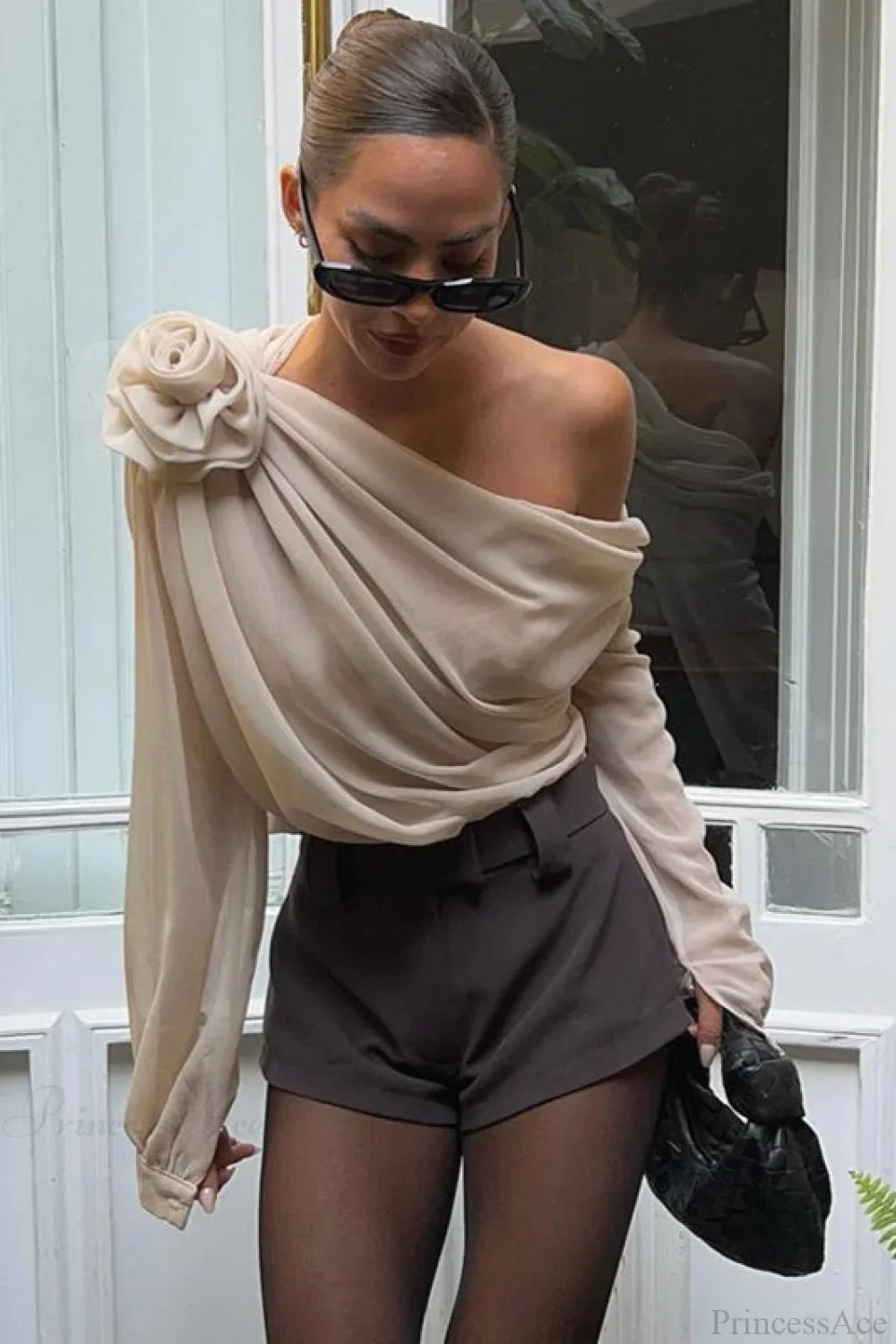 Chiffon Floral Off-the-Shoulder Fitted Blouse - Image 2