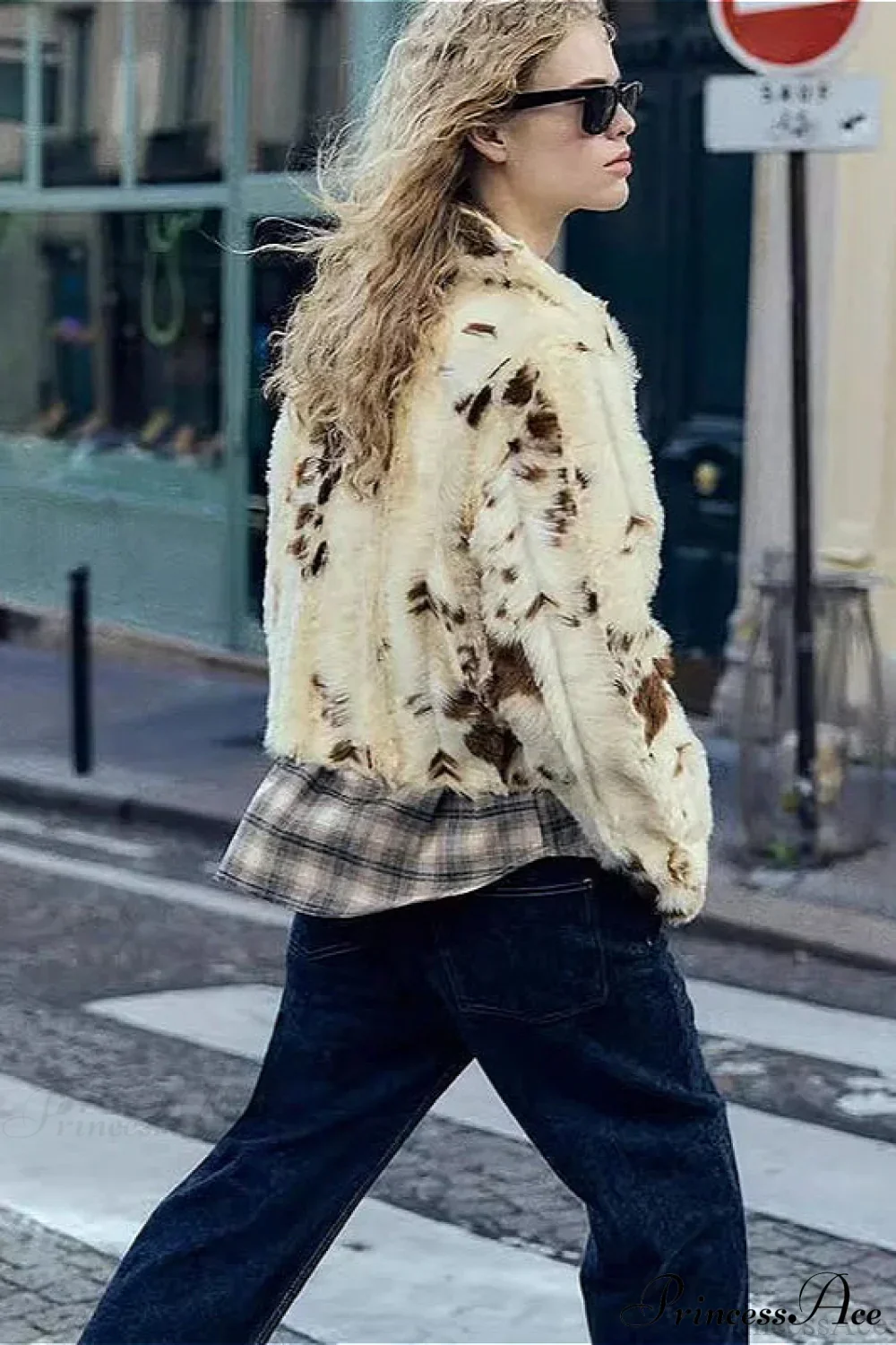 Collared Printed Faux Fur Short Coat - Image 3