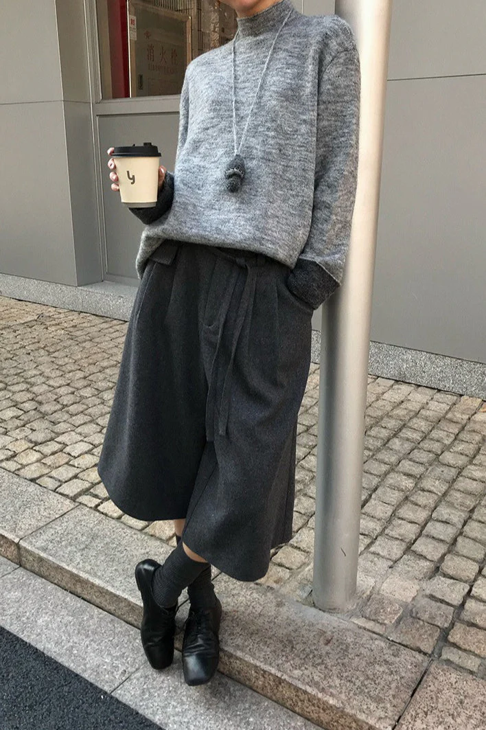 Color-Block Mock Neck Loose Lazy-Style Knit Sweater - Image 12