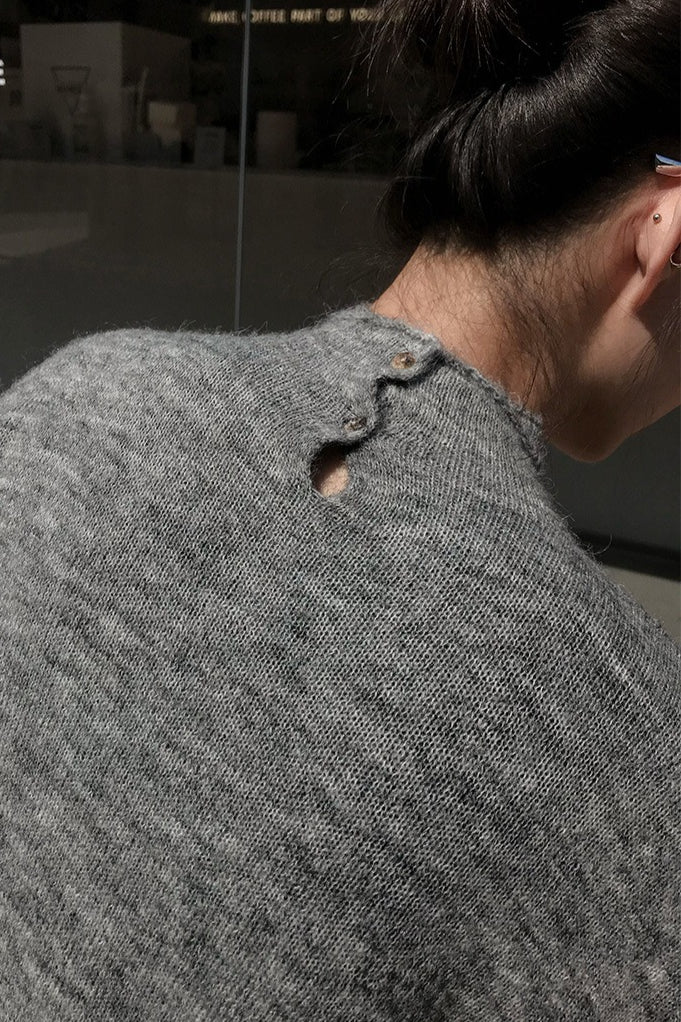 Color-Block Mock Neck Loose Lazy-Style Knit Sweater - Image 5