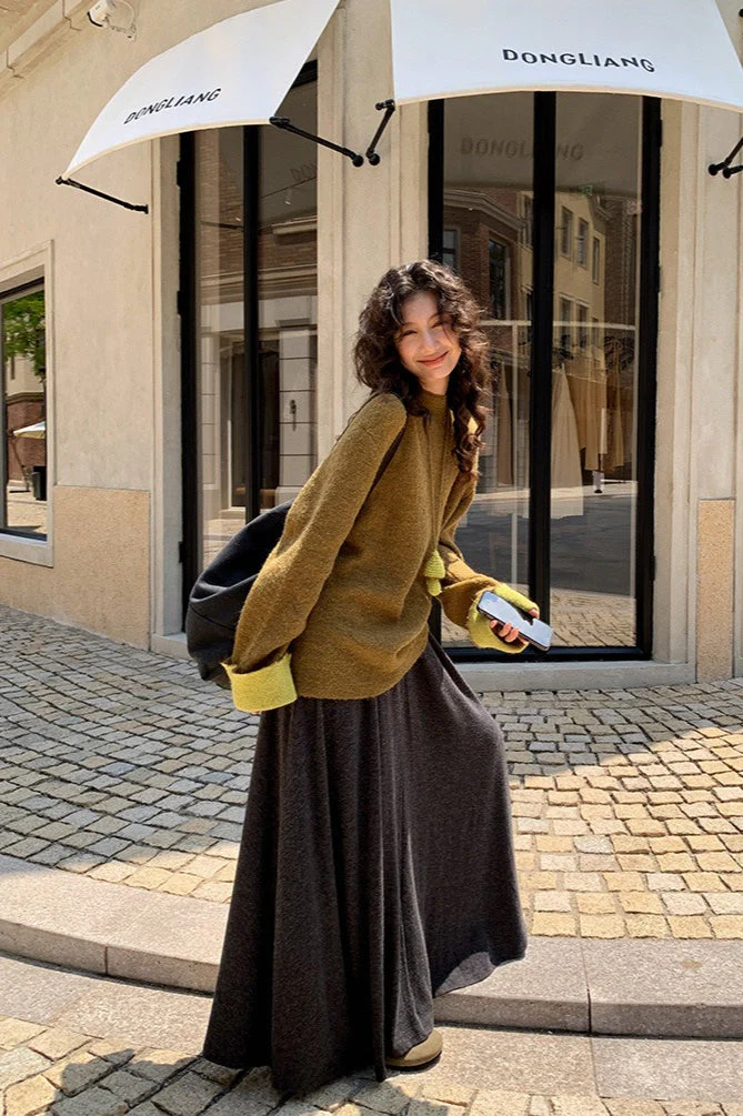 Color-Block Mock Neck Loose Lazy-Style Knit Sweater - Image 9