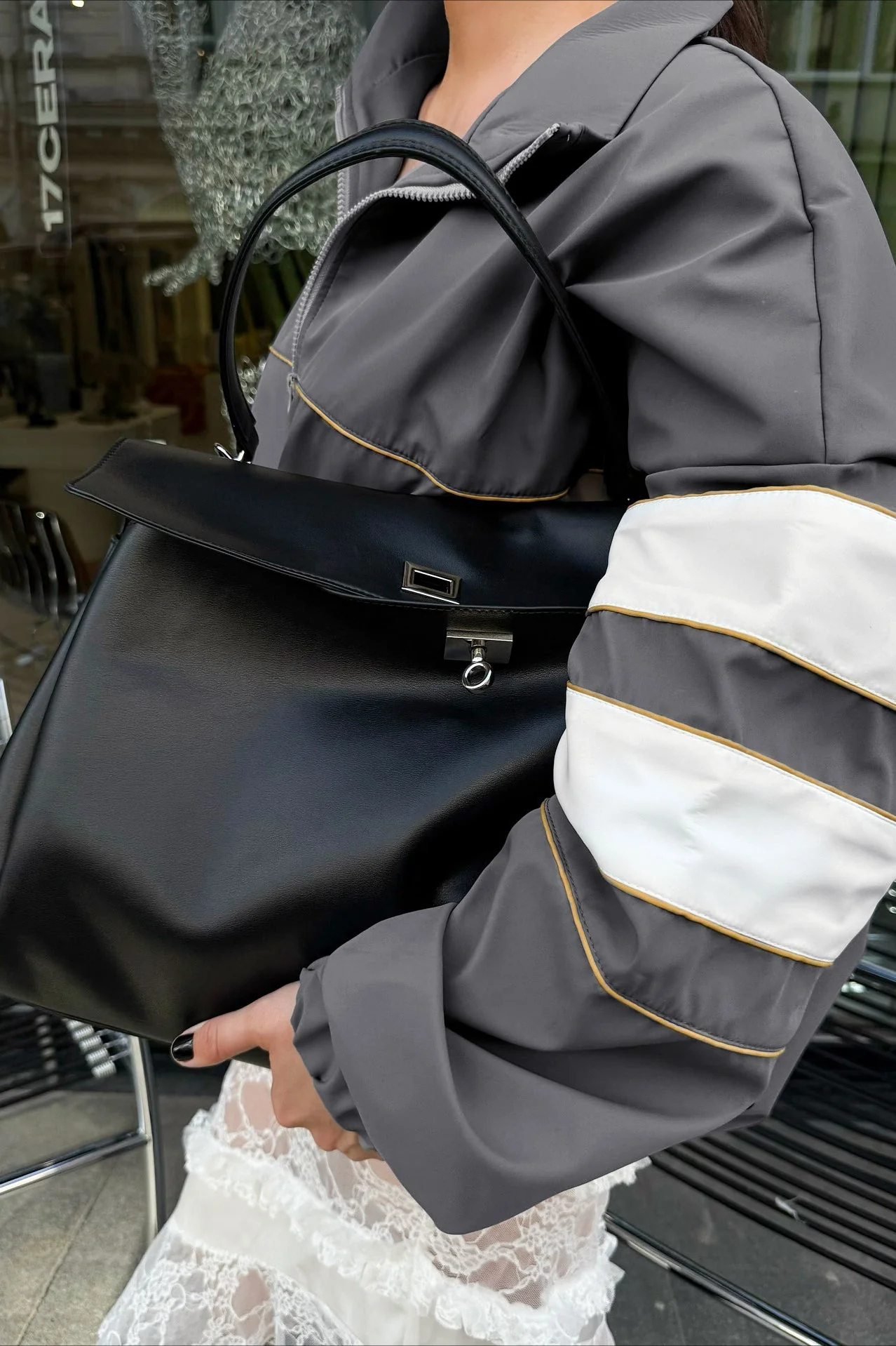 Color Blocking Loose Designer Mandarin Collar Coat - Image 3
