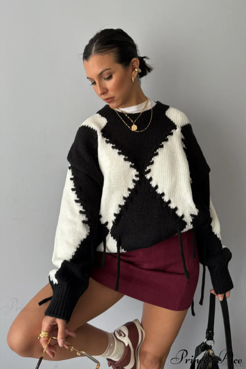 Colorblock Argyle Drawstring Crew Neck Knit Sweater - Image 2