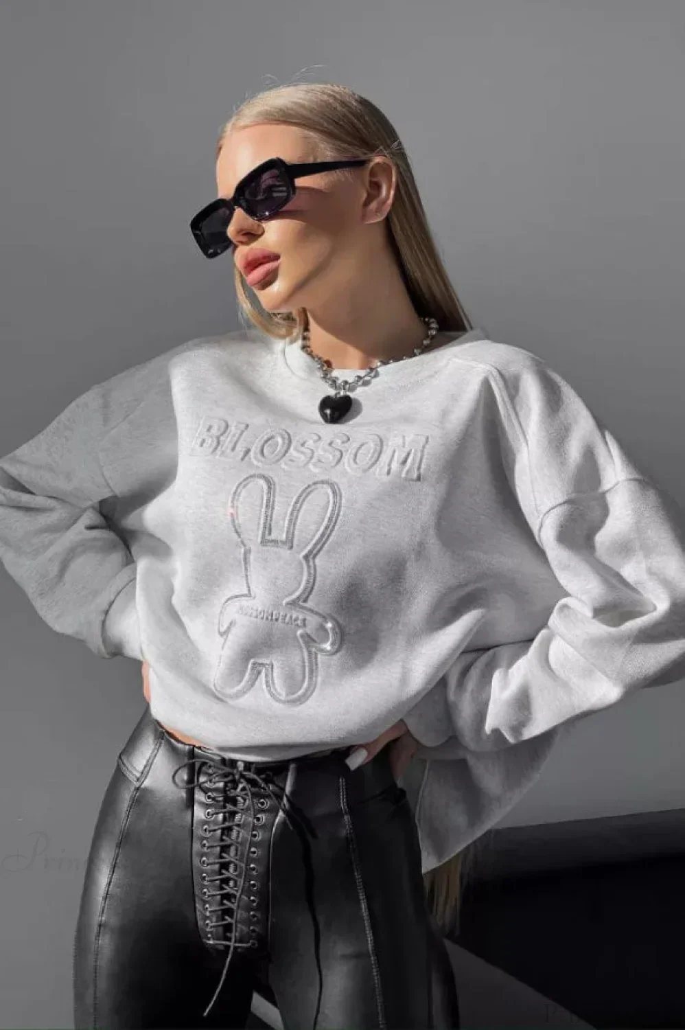 Crew Neck Chic Oversized Embossed Rabbit Sweatshirt - Image 2