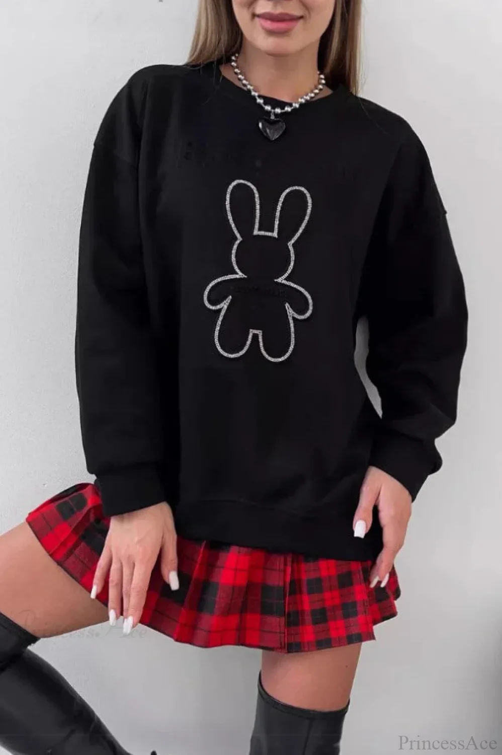 Crew Neck Chic Oversized Embossed Rabbit Sweatshirt - Image 9
