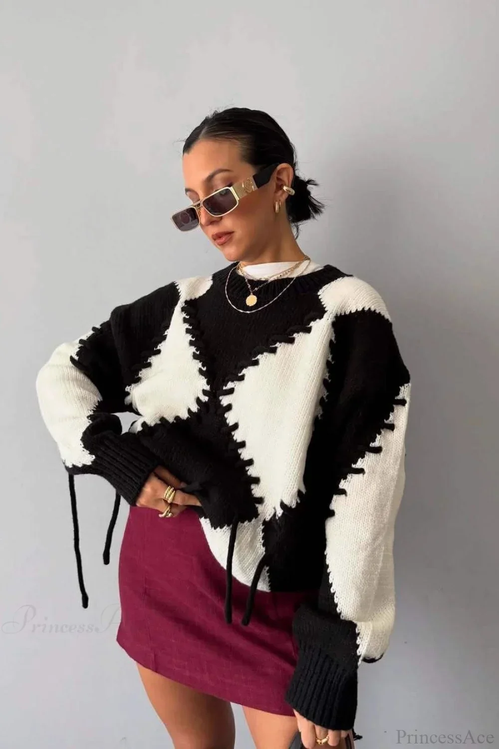 Crew Neck Long Sleeve Contrast Argyle Drawcord Sweater - Image 4
