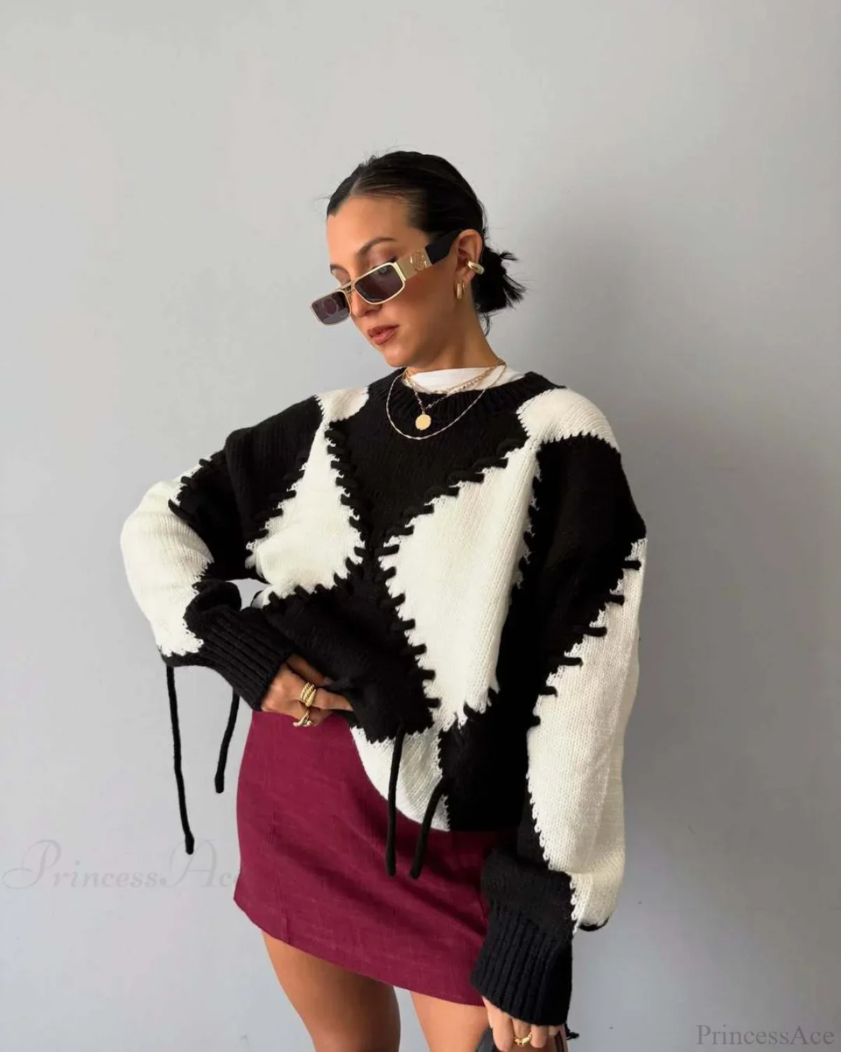 Crew Neck Long Sleeve Contrast Argyle Drawcord Sweater - Image 7