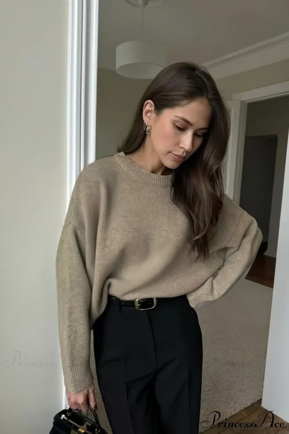 Crew Neck Thick Solid Short Sweater - Image 3