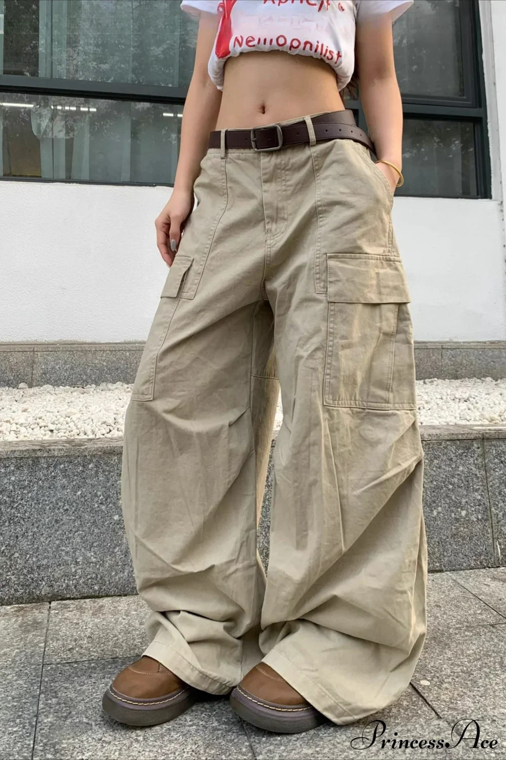 Curved Large Pocket Loose Cargo Pants - Image 2