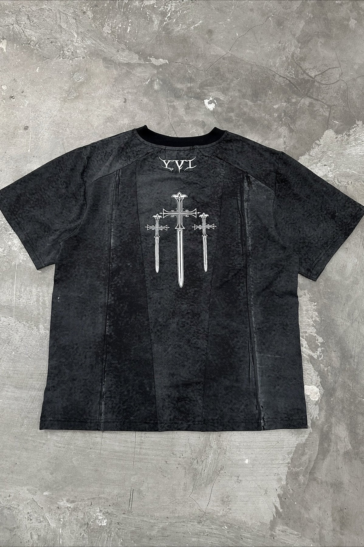 Dark Trend Black White Print Short Sleeve T-shirt - Image 2