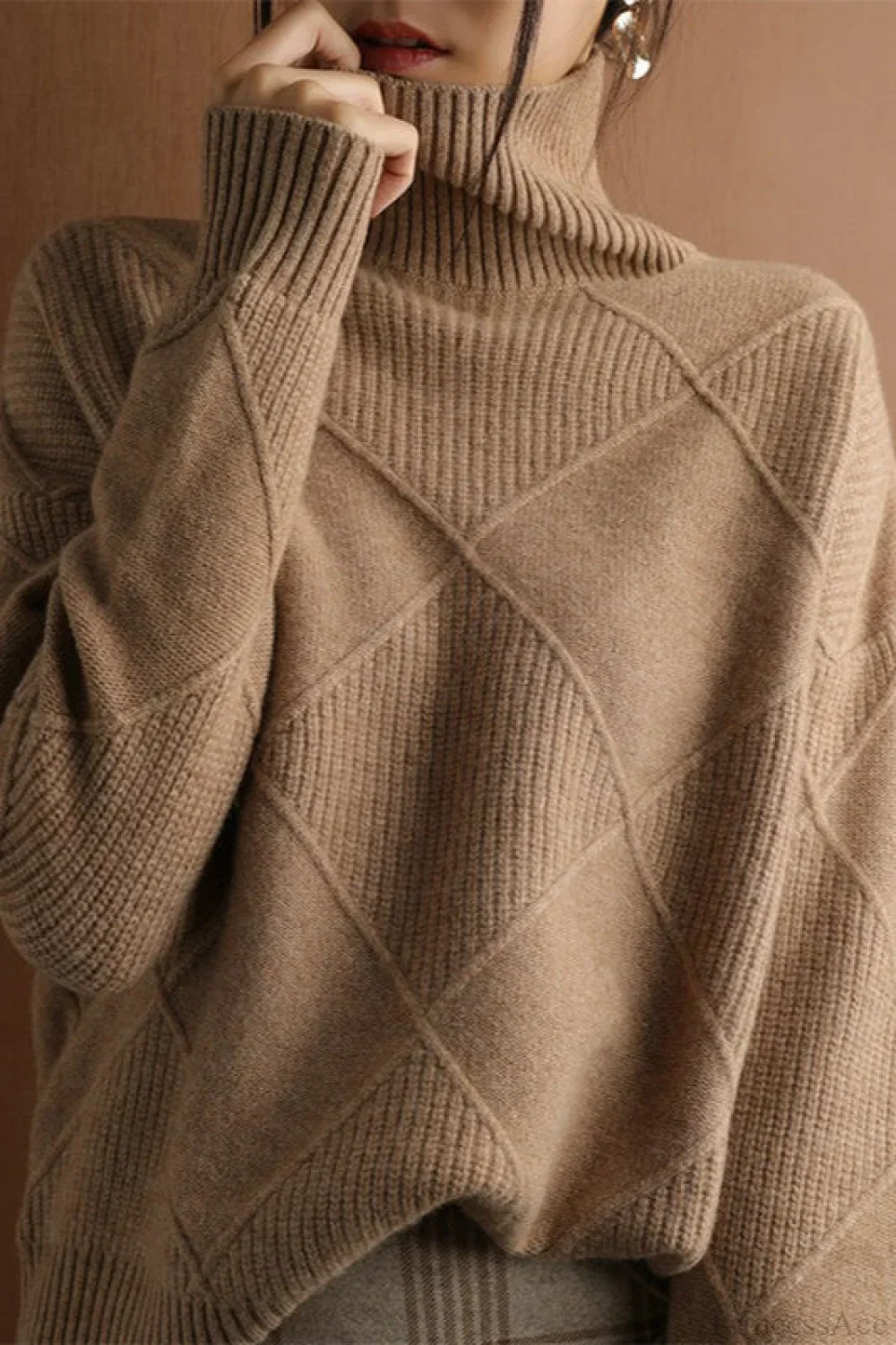 Diamond Pattern Turtleneck Loose Long-Sleeve Sweater - Image 2