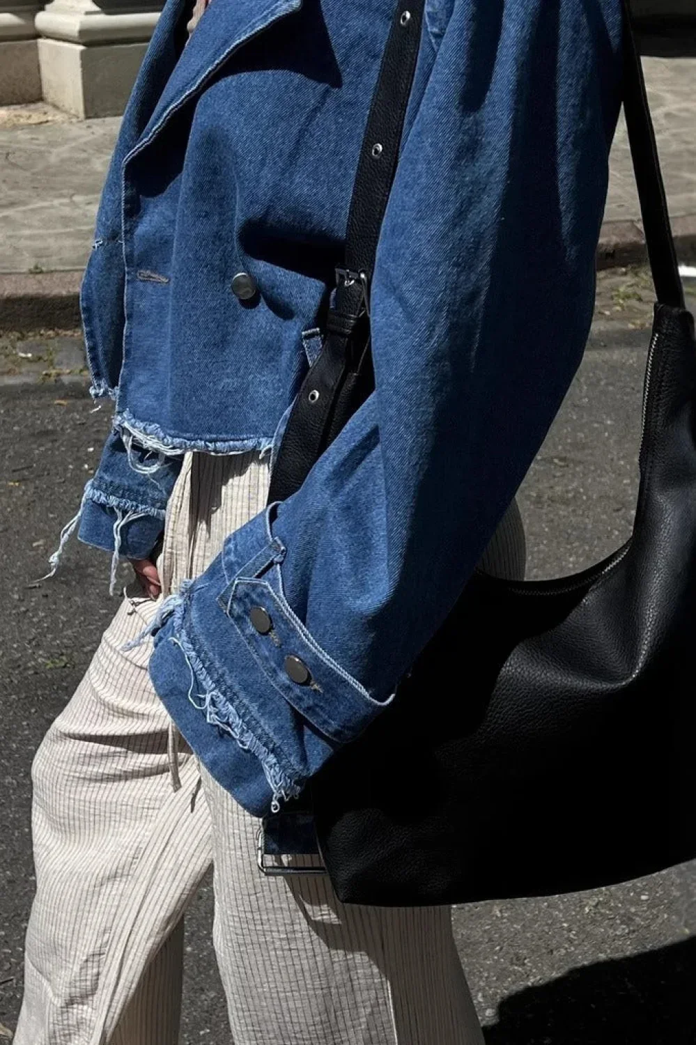 Distressed Lapel Denim Chic Jacket - Image 4