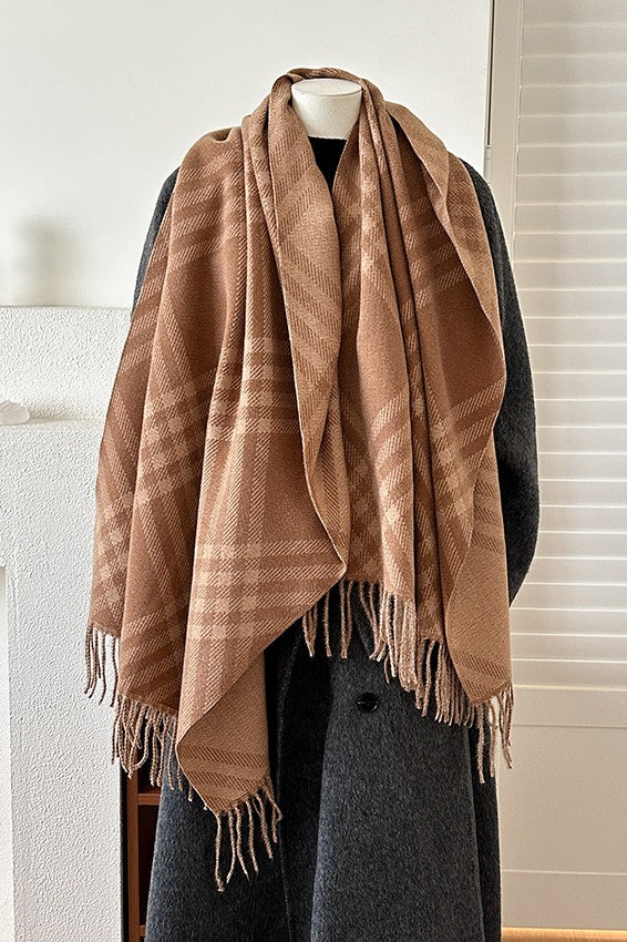 Double Faced Checkered Fringe Scarf - Image 10