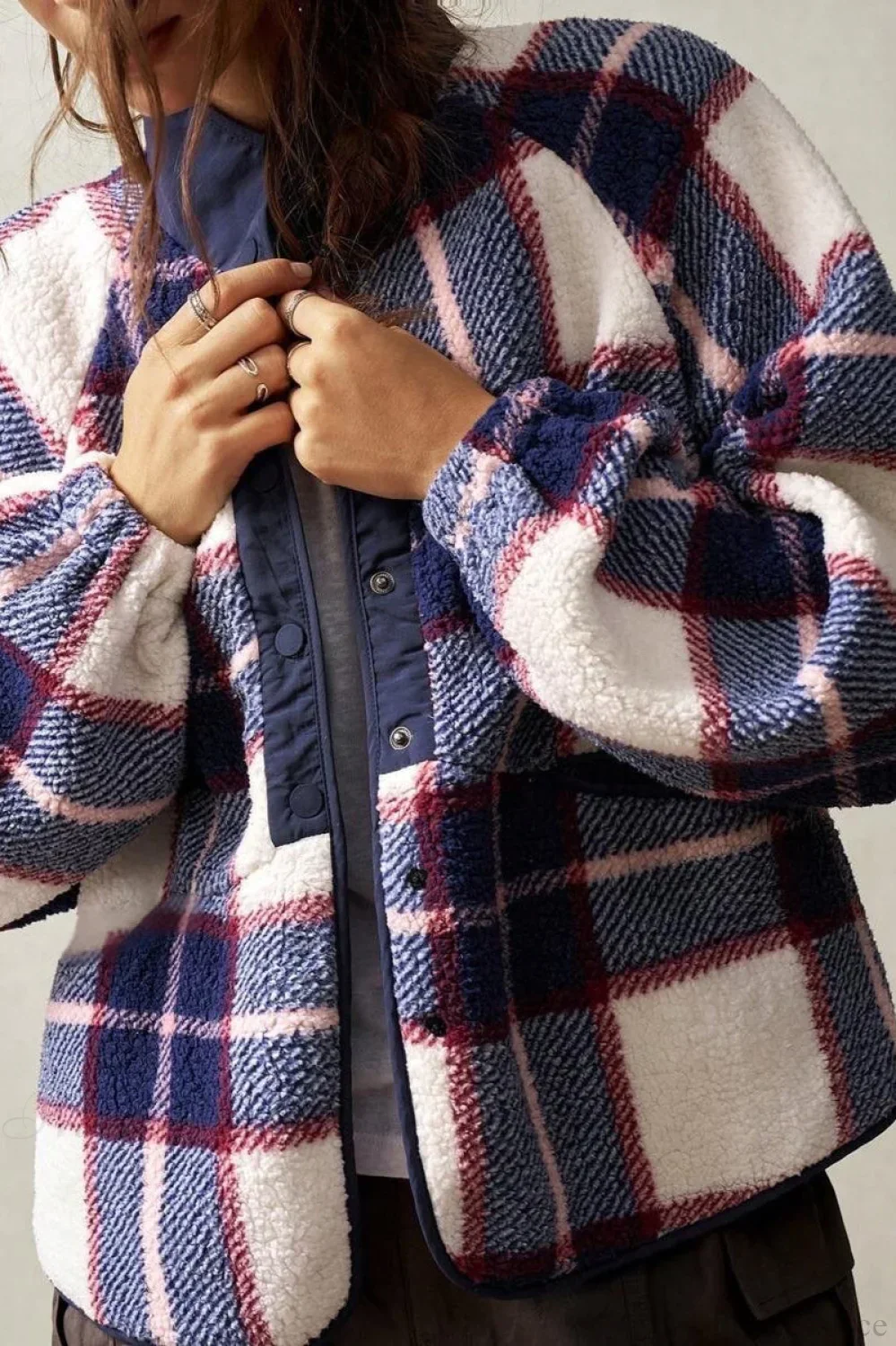 Double-Fleece Plaid Wool Long Sleeve Jacket - Image 4