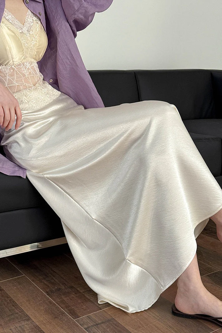 Drapey High - Waist Sheath Fishtail Skirt - Image 4