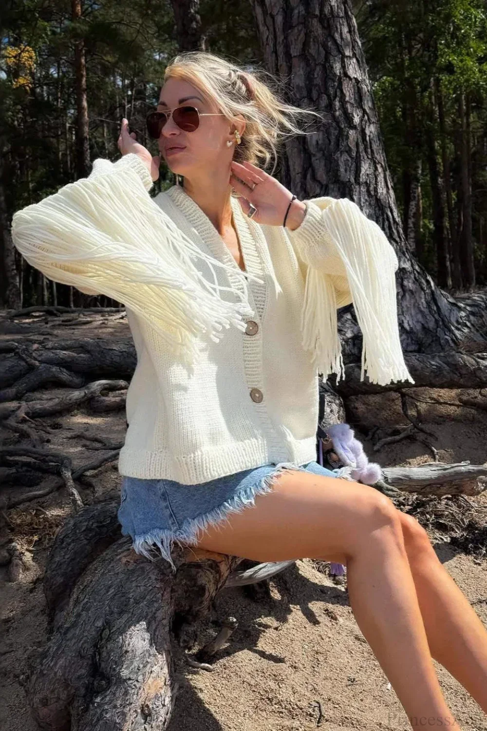 Duck Pattern Loose Knit Cardigan - Image 2