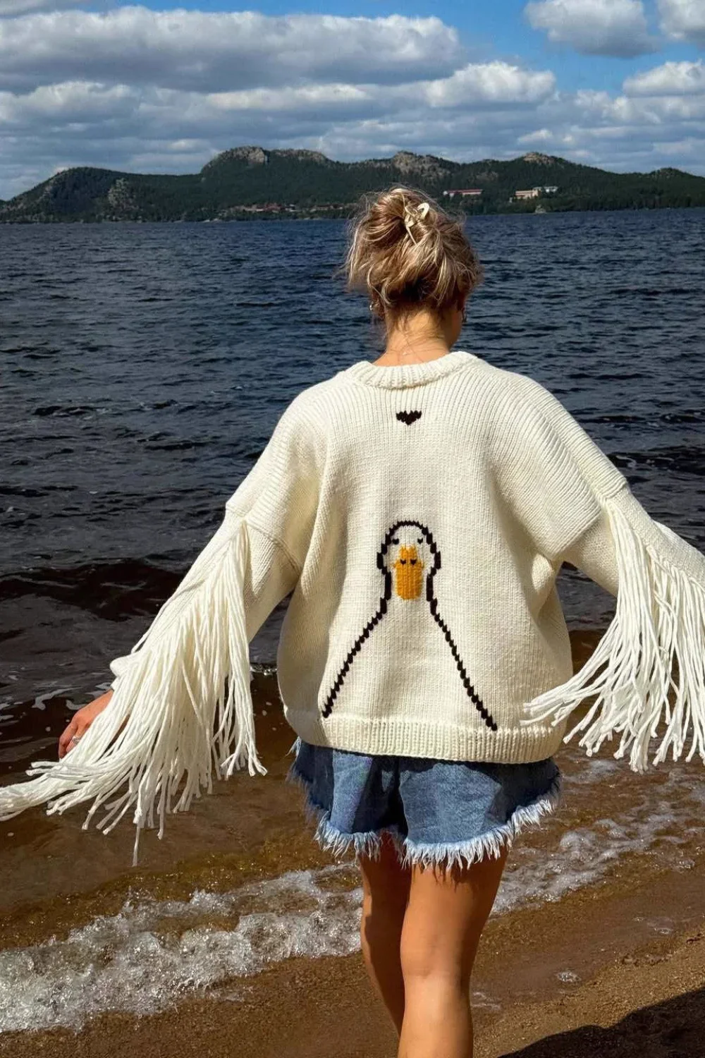 Duck Pattern Loose Knit Cardigan - Image 4