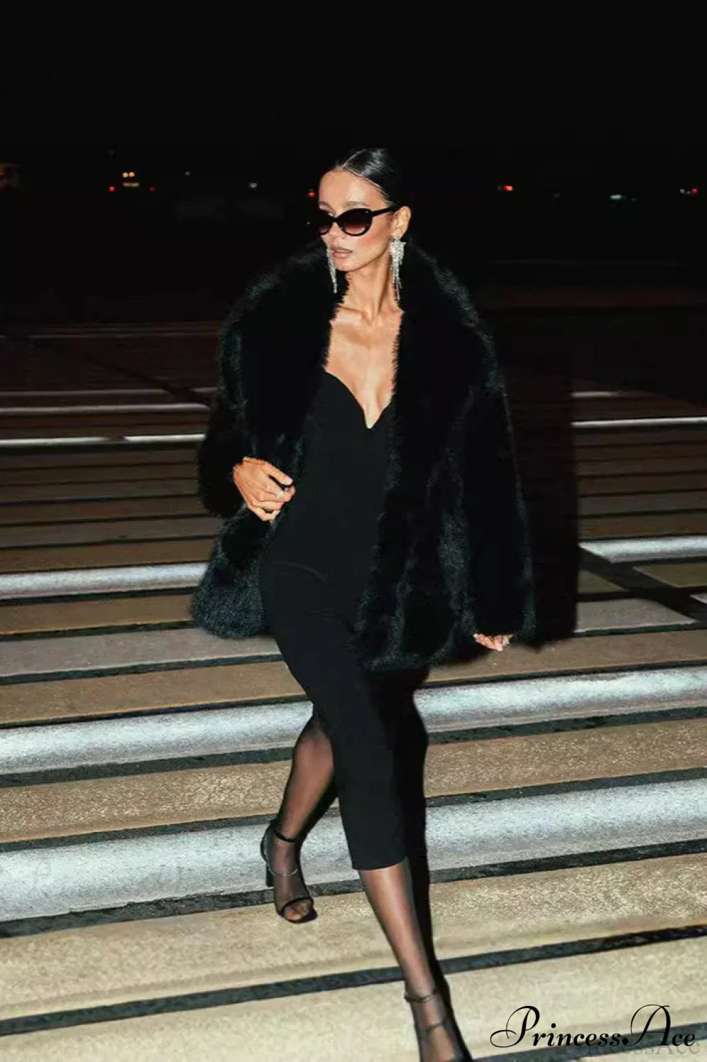 Eco Faux Fur Solid Chic Cropped Coat - Image 3