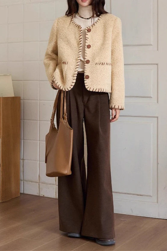 Elegant Textured Wool Two-tone Coat - Image 3