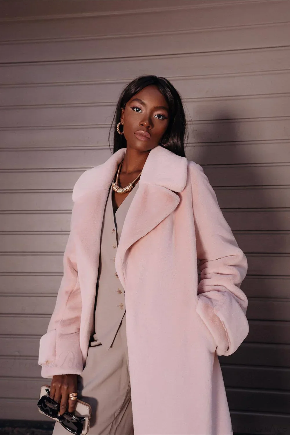 Elegant Thickened Plush Faux Fur Overcoat - Image 3