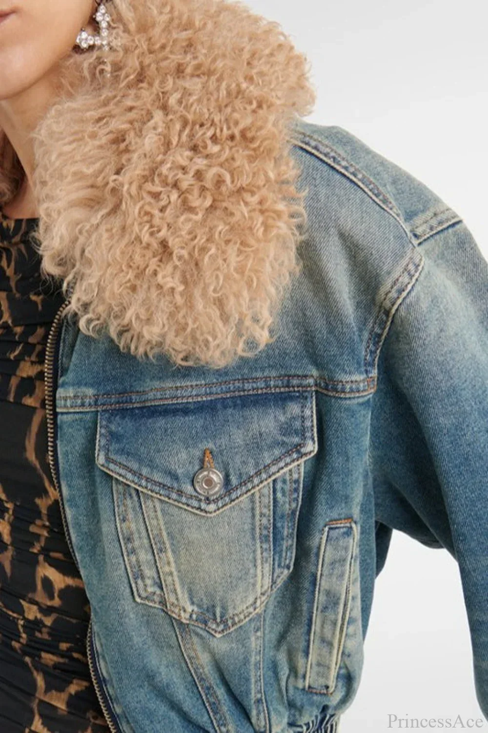 Elegant Zip Short Fur Collar Quilted Denim Jacket - Image 4