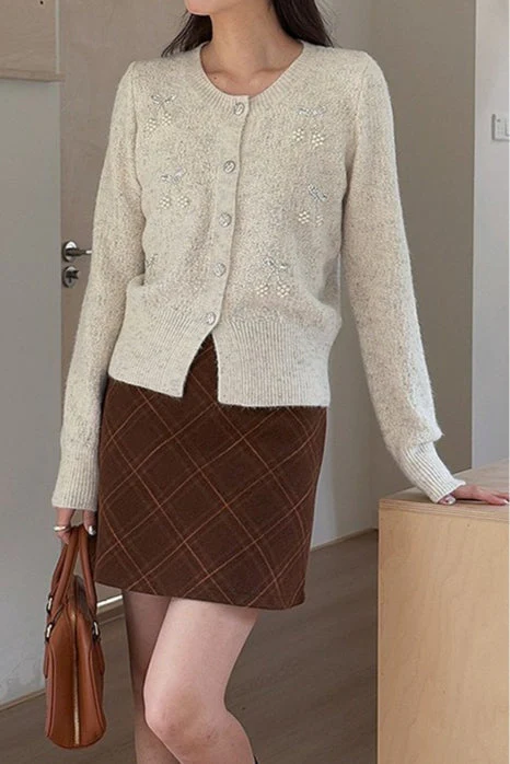 Embroidered 3D Cherry Knit Cardigan - Image 5